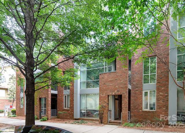 Property at 226 Magnolia Ave, Charlotte, NC 28203, 3 beds, 2.5 baths