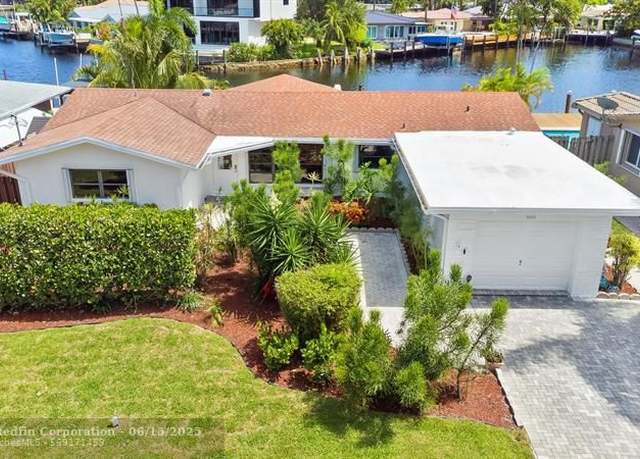 Property at 2024 NE 24th St, Wilton Manors, FL 33305, 3 beds, 2 baths