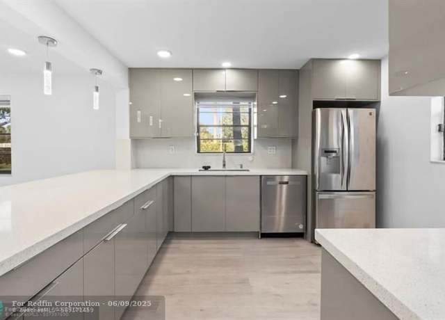 Property at 6085 N Sabal Palm Blvd #109, Tamarac, FL 33319, 2 beds, 2 baths