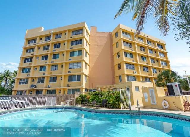 Property at 2400 NE 9th St #501, Fort Lauderdale, FL 33304, 2 beds, 1 bath