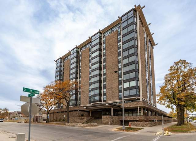 Property at 207 5th Ave SW #902, Rochester, MN 55902, 2 beds, 2 baths