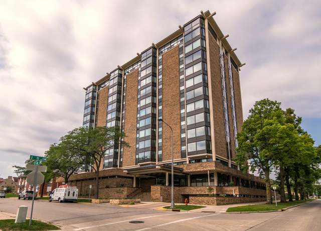 Property at 207 5th Ave SW #901, Rochester, MN 55902, 2 beds, 2 baths