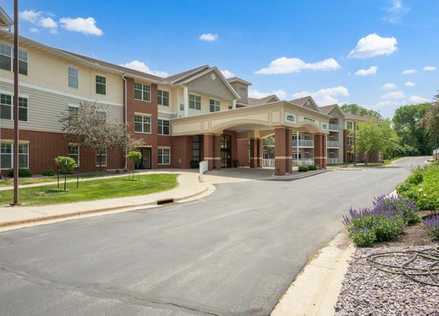 Property at 1880 3rd Ave NW #202, Rochester, MN 55901, 2 beds, 2 baths