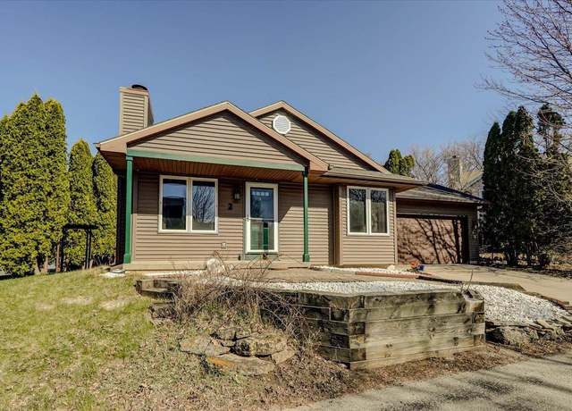 Property at 2 Verde Ct, Madison, WI 53719, 2 beds, 2 baths