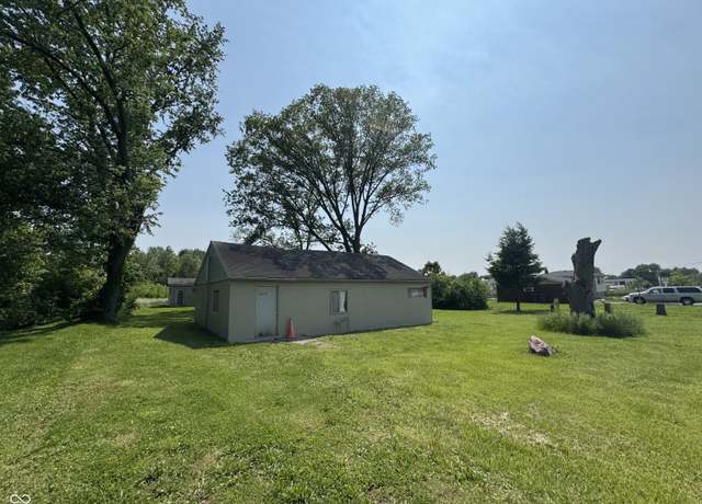 Property at 5159 E Edgewood Ave, Indianapolis, IN 46237