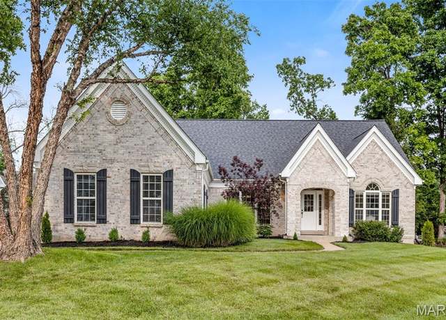 Property at 537 Claymont Place Dr, Ballwin, MO 63011, 4 beds, 3.5 baths