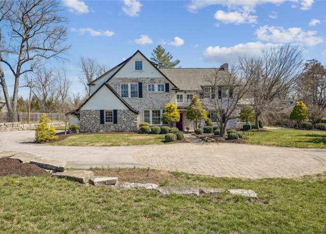 Property at 910 Kent Rd, Ladue, MO 63124, 5 beds, 6.5 baths