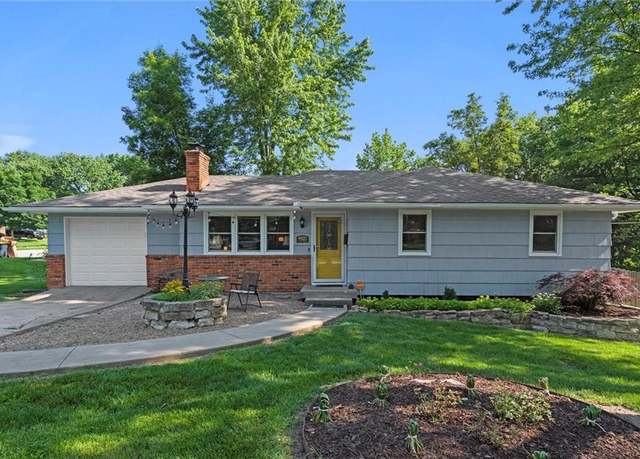 Property at 9925 Flora Ave, Kansas City, MO 64131, 3 beds, 1 bath