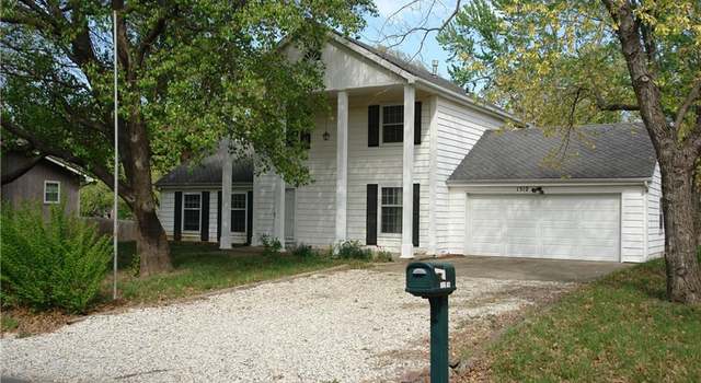 Photo of 1312 Fir St, Eudora, KS 66025