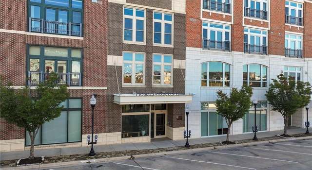 Photo of 730 New Hampshire St Unit 3B, Lawrence, KS 66044