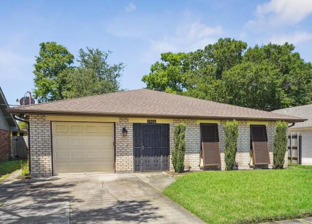 Property at 1400 Velma St, Metairie, LA 70001, 3 beds, 2 baths