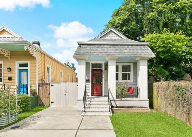 Property at 8426 Green St, New Orleans, LA 70118, 2 beds, 2 baths