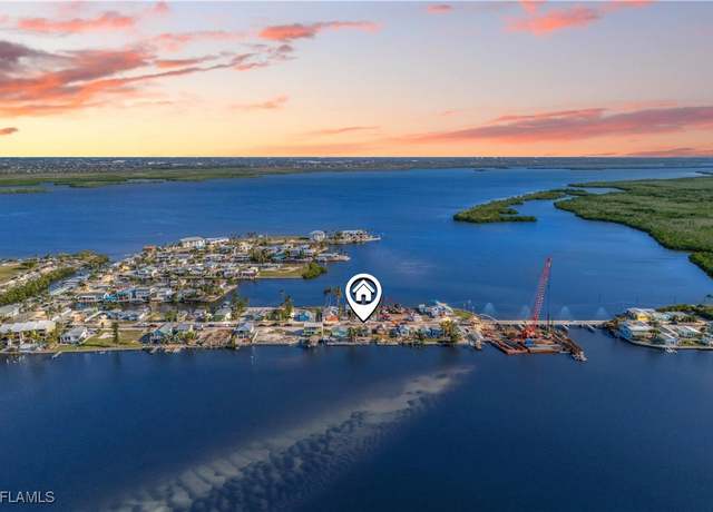 Property at 4742 Pine Island Rd NW, Matlacha, FL 33993, 2 beds, 2 baths
