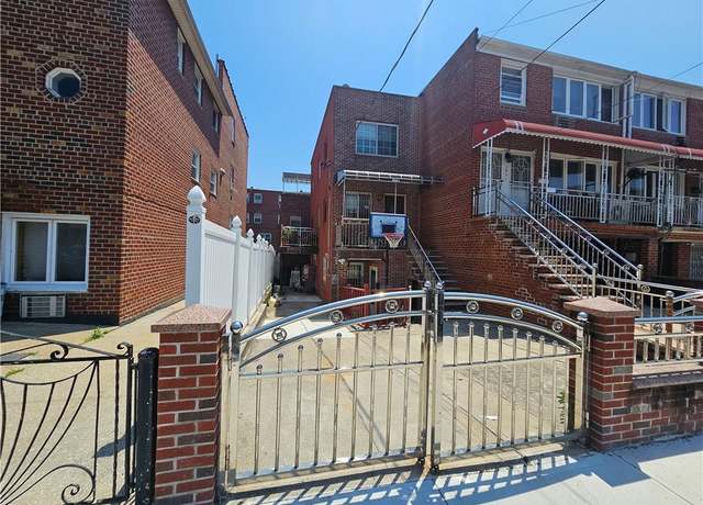 Property at 189 Bay 46 Th St, Brooklyn, NY 11214, 3 baths