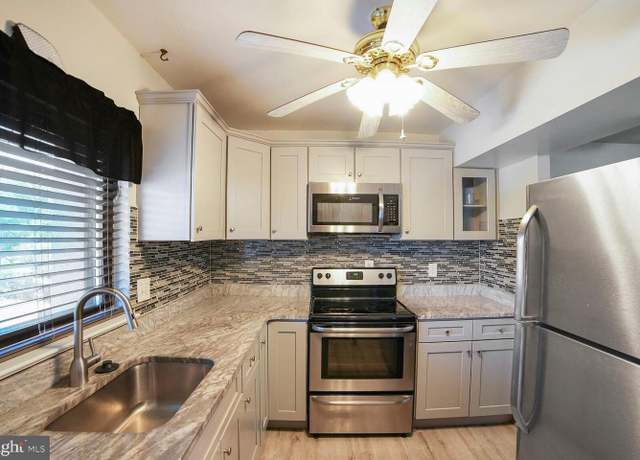 Property at 15708 Dorset Rd #304, Laurel, MD 20707, 2 beds, 2 baths