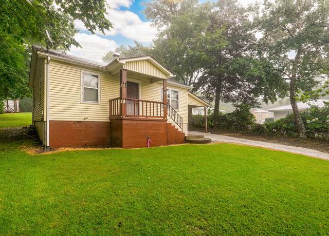 Property at 408 S 8th Ave, Ozark, MO 65721, 2 beds, 1 bath