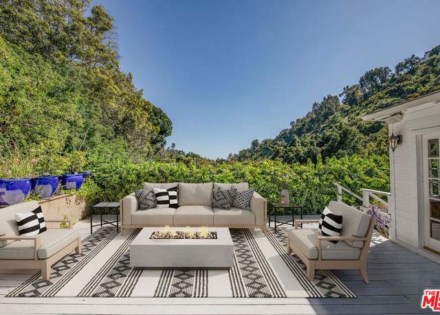 Property at 1422 San Ysidro Dr, Beverly Hills, CA 90210, 2 beds, 2 baths