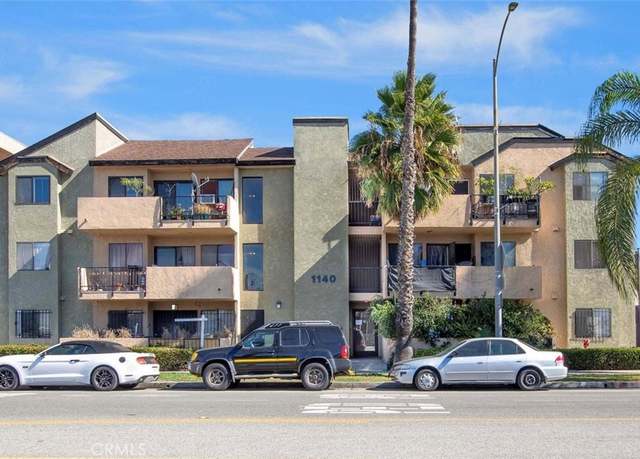 Property at 1140 Pacific Ave #10, Long Beach, CA 90813, 1 bed, 2 baths