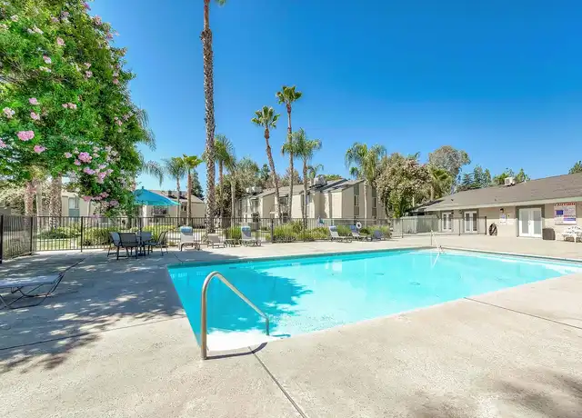 Property at San Tropez Apartments - 5270 N San Pablo Ave, Fresno, CA, 93704, 2 beds, 1 bath, [object Object]